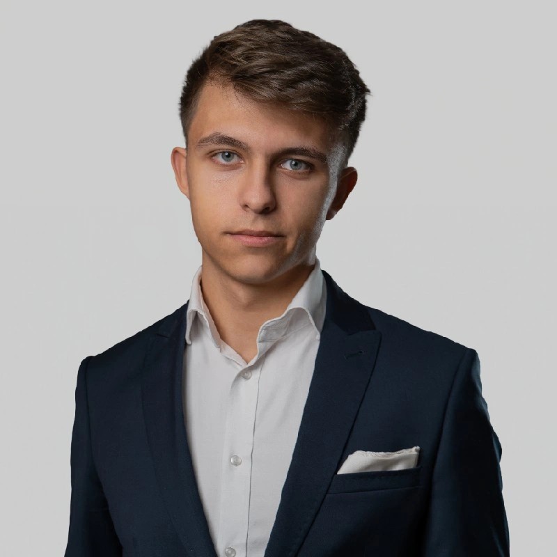Osoba prowadząca projekt Advicomp.