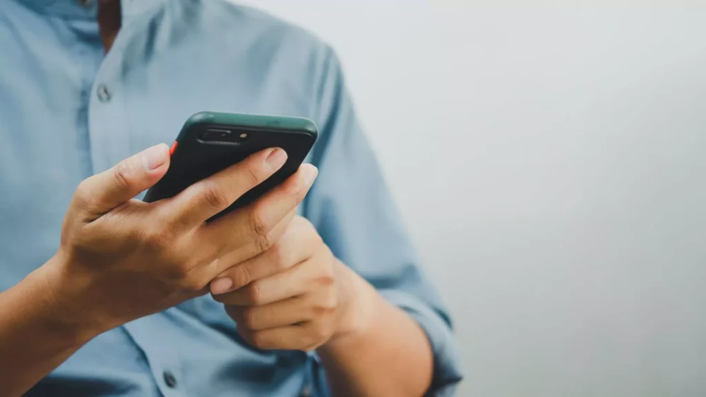 Jak długość artykuły wpływa na użytkowników mobilnych? 